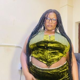 Model - CurvyCocoxxx ass