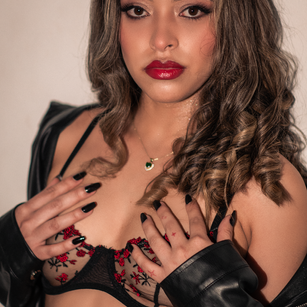Model - MiaCastle femdom