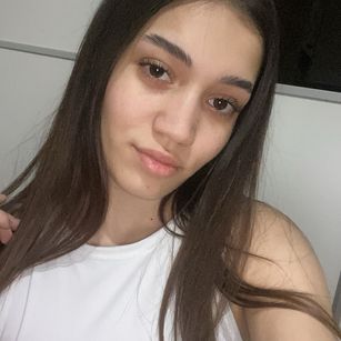 Model - Alectra Dream twerk