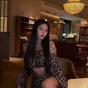 Model - Sex Doll Ari anal
