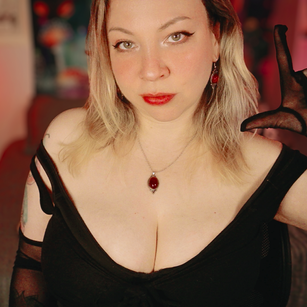 Model - Goddess Krystal cuckold