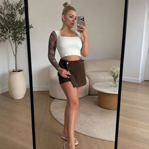 Model - IvySins european