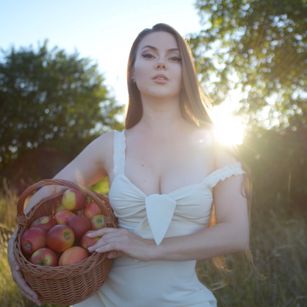 Model - Jessa Rouds ass