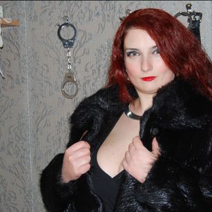Model - EvilDomKatherine 9