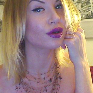 Model - Alice roleplay