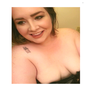 Model - Felicia Favors 3