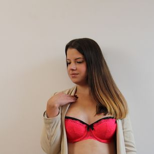 Model - Amy Black 1