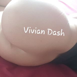 Model - ANAL QUEEN Vivian Dash joi