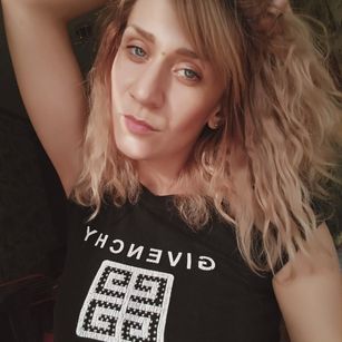 Model - saaaaaa milf