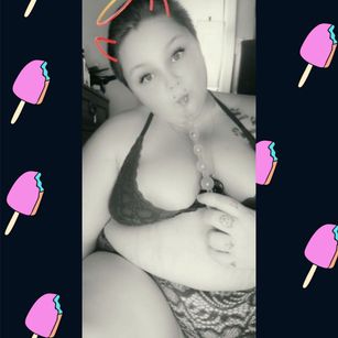 Model - Vixey Maeve amateur