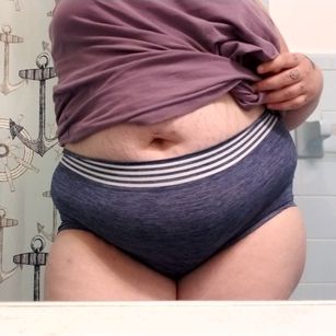 Model - Vixey Maeve amateur