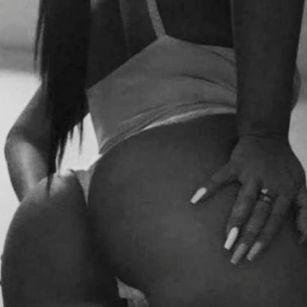 Model - mishaaa ass