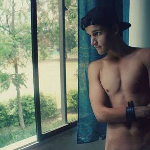 Model - Stephen gay