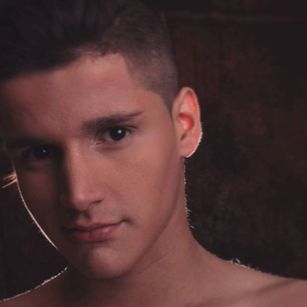Model - Stephen naked