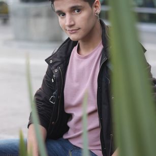 Model - Stephen ass