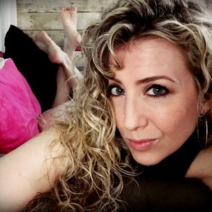 Erotic_Executive striptease Model - Erotic_Executive striptease