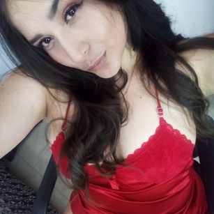 Model - Ammy Lennox cum