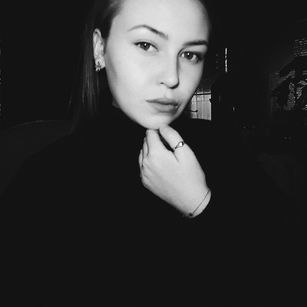 Model - Katya joi