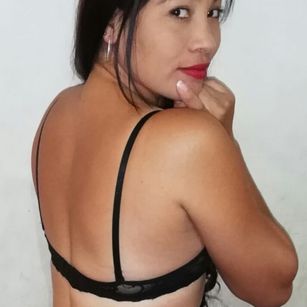 Model - Dilma Diva Tapasco Muoz bigass