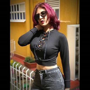 Model - kohana kinky