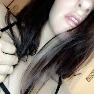 Model - NymphoKitten420 horny