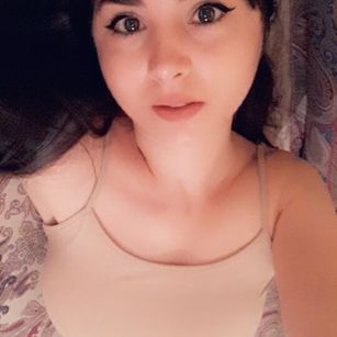 Model - BhadBhaby24 brunette