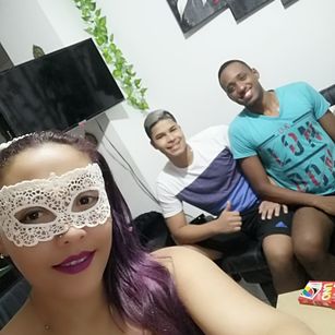 Model - party_fun_group bigass