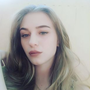 Model - Valeriya cum