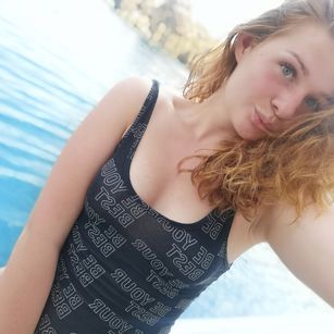 Model - CrazyYlia biglips