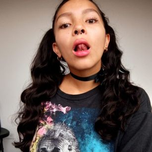 Model - Sophiaaa sex