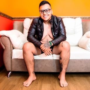 Model - king sexy nude