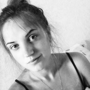 Model - Thumbelina cum