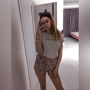 Model - AlanaXGold roleplay