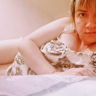 Model - Elena cum