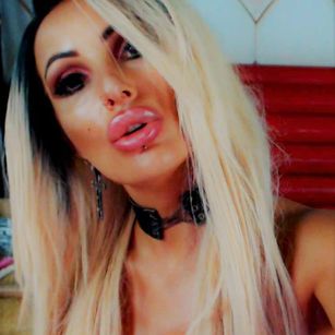Model - MissSylena dirty