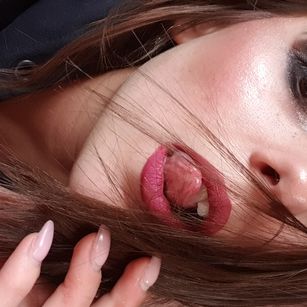 Model - Peachgirl ass