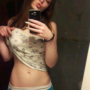Model - Vikki_Mango 6
