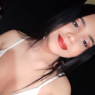 Model - dulce maria latina