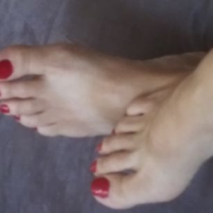 Model - Sexy Sammie footfetish