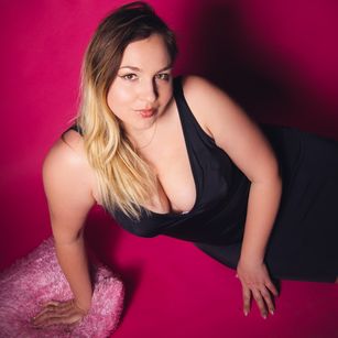 Model - AmandaWild kinky
