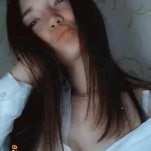 Model - Vikki_Mango 3