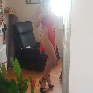 Model - Rita Black dildo