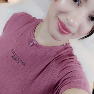 Model - Emmajones22 dildo