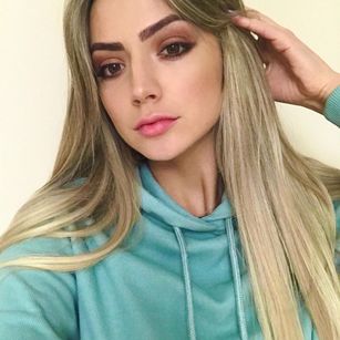 Model - VeronicaLay new