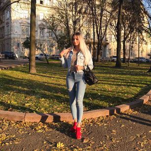 Model - VeronicaLay new