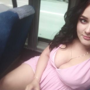 Model - Alisha milf