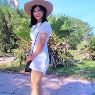 Alana smile Model - Alana smile