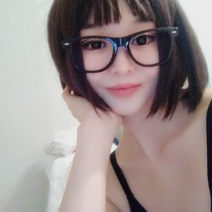 Maimin curvy Model - Maimin curvy