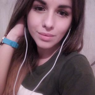 Model - Adelina ass