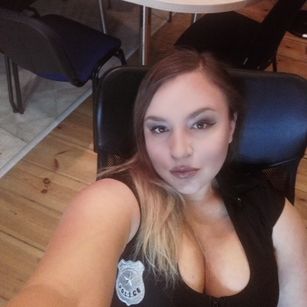 Model - AmandaWild kinky
